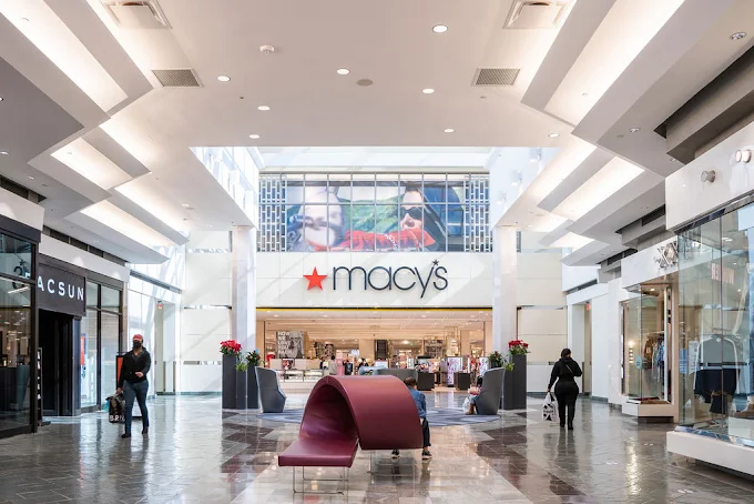 Macomb Orchard Trail